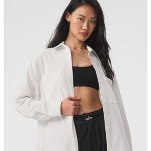 Alo Dreamscape Long Sleeve Button-Up Shirt in white